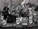 The Raconteurs duet with… Adele